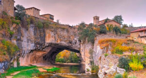 L'Ebro attraversa in Spagna del nordpaesaggi ricchi di fascino
